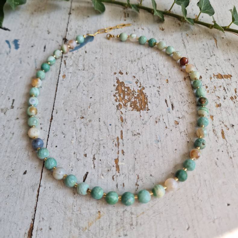 Amazonite unikak�de med sm� forgyldte mellem stykker