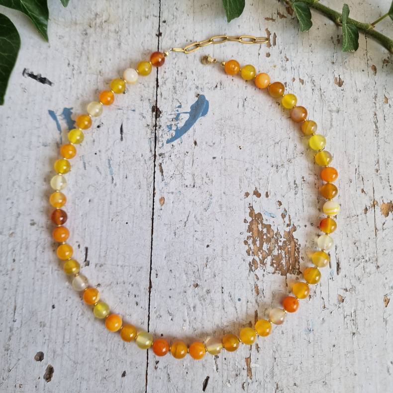 Gul og orange agate unika halsk�de 