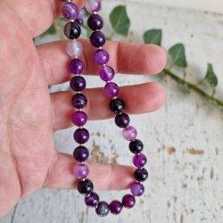 Lilla Unik halsk�de med stribet agater