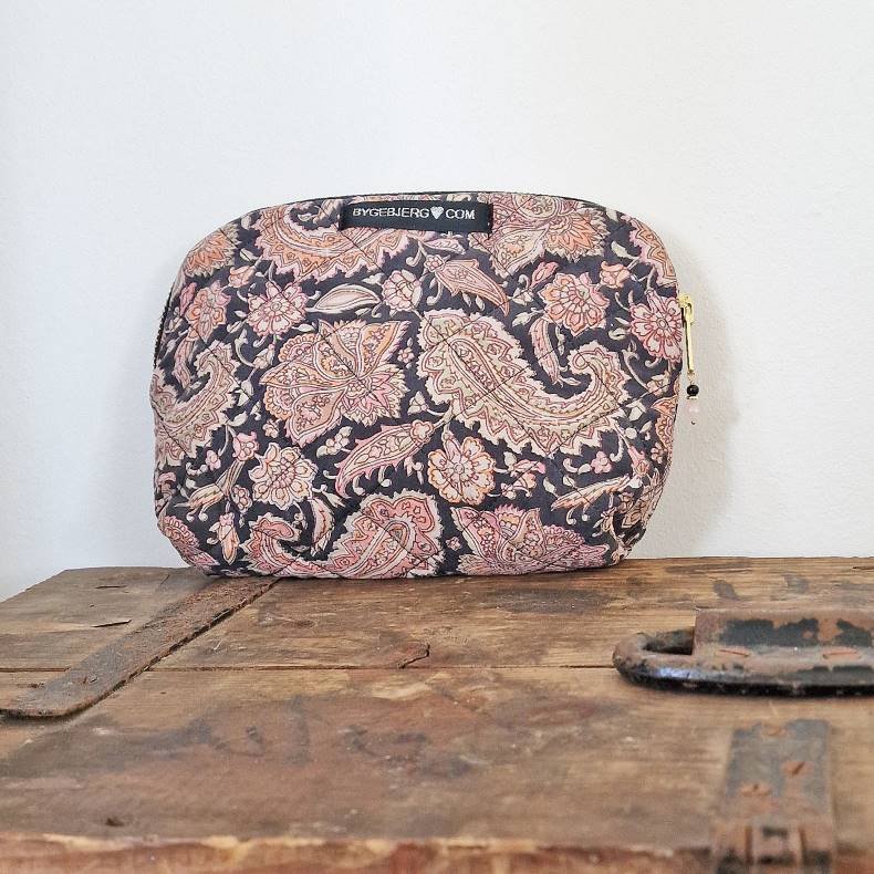 Silke kosmetikpung smmnstret rosa