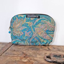Silke kosmetikpung i varm turkis