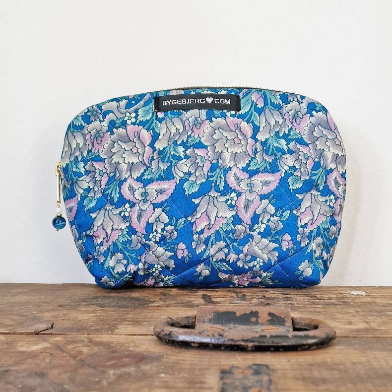Silke kosmetikpung blturkis med blomster