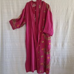 Silke kimono bygebjerg lang broderet m.blte No.14