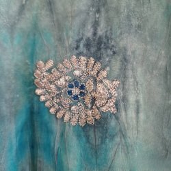 Silke kimono bygebjerg lang broderet tiedye m.blte No.17