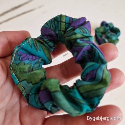 Scrunchies grn/turkis/lilla vintage silke Small