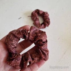 Scrunchies rosa vintage silke Small