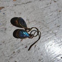 Labadorit p rebjle G